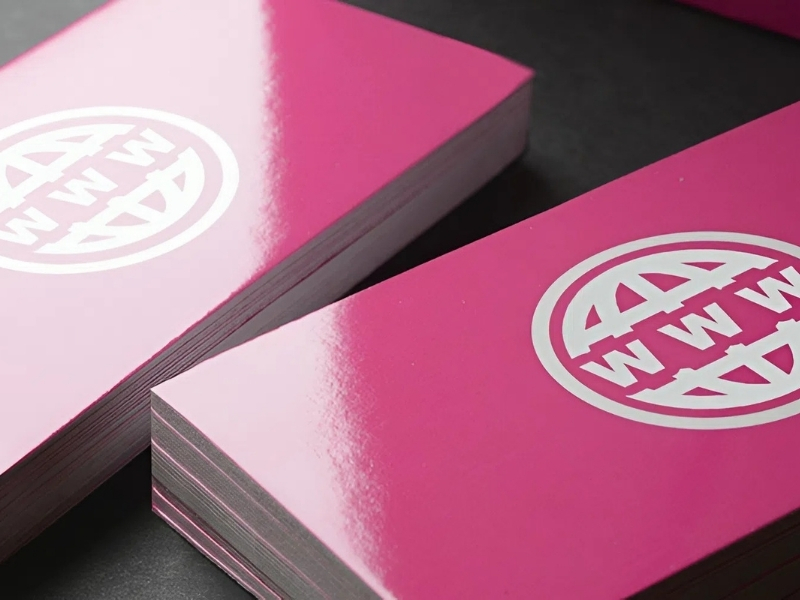 Name card cán màng bóng có tính thẩm mỹ và độ bền cao