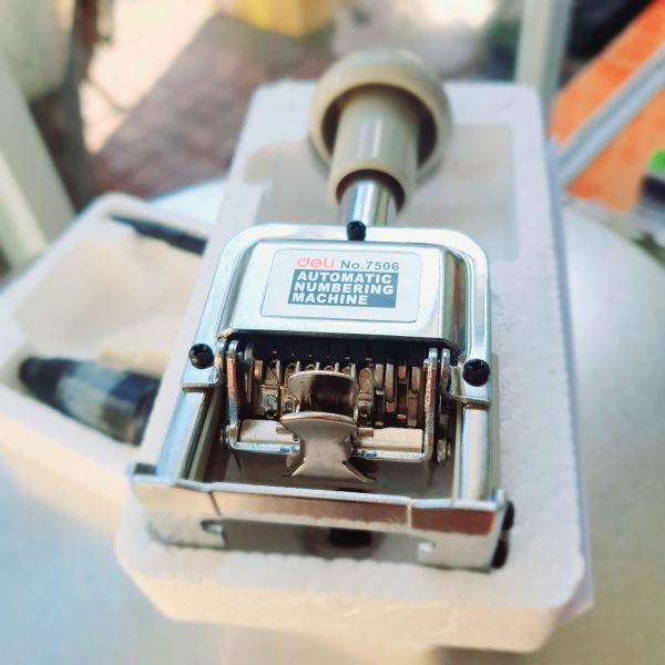 Sự dụng để in số nhảy bằng tay