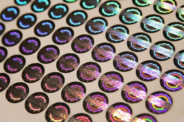 Decal 7 màu chống nước vượt trội