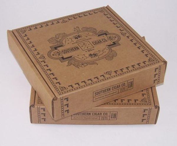 Hộp giấy Kraft được làm từ giấy có chất lượng cao 