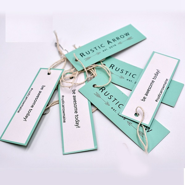 Thiết kế tem nhãn mác cho quần áo