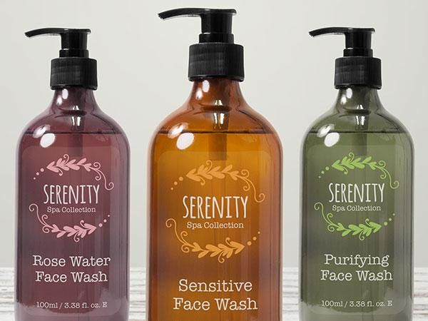 Chất liệu decal trong suốt tăng sự tinh tế và thu hút sản phẩm