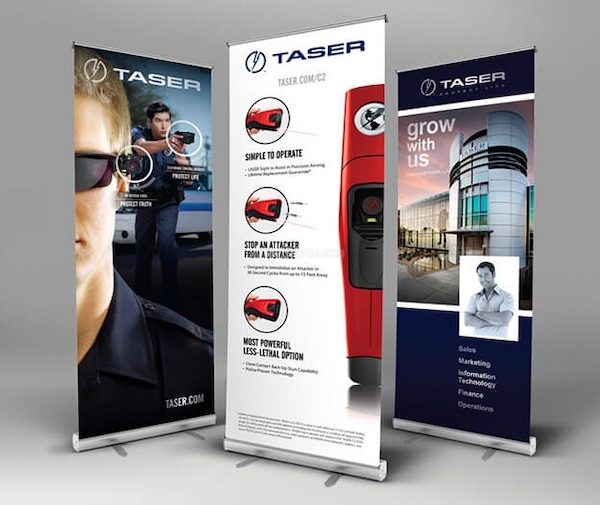 Thiết kế standee đơn giản nhưng nổi bật