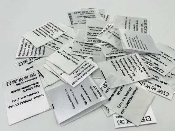 Nhãn mác gắn sườn quần áo phù hợp cho mọi sản phẩm