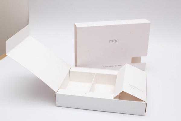 In hộp mỹ phẩm có thể dành cho mọi doanh nghiệp/cá nhân 