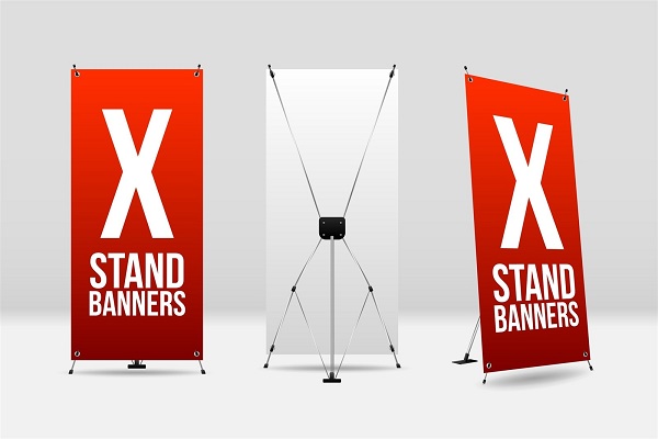 Kích thước Standee chữ X phổ biến