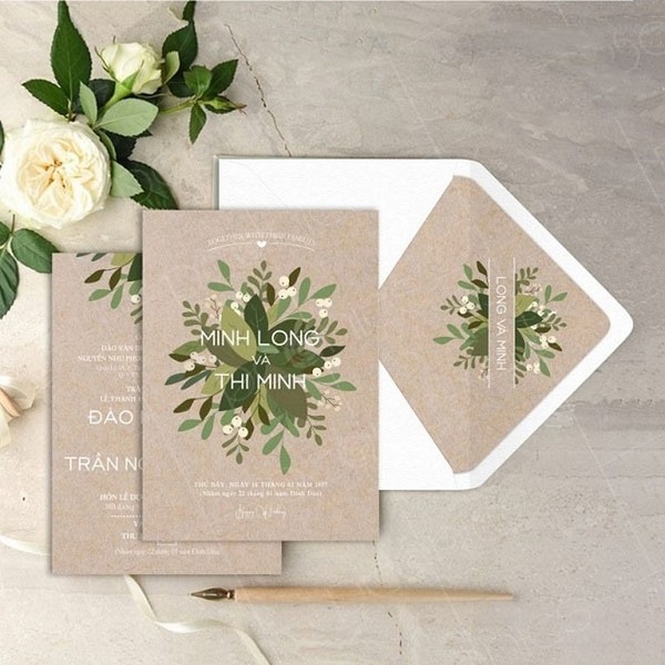 Giấy in thiệp cưới kích thước 6x9 inch giúp bạn dễ dàng thiết kế theo phong cách mình muốn