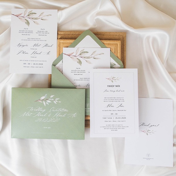 Quy trình in thiệp cưới bằng máy in màu khá đơn giản