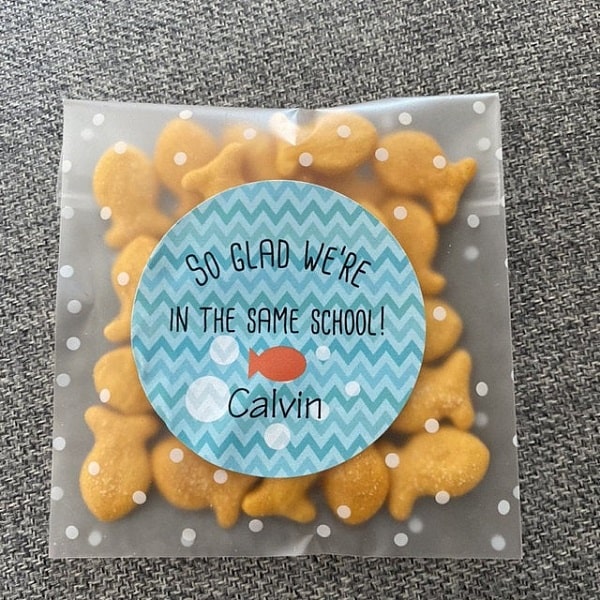 Mẫu sticker dán trên bao bì bánh kẹo