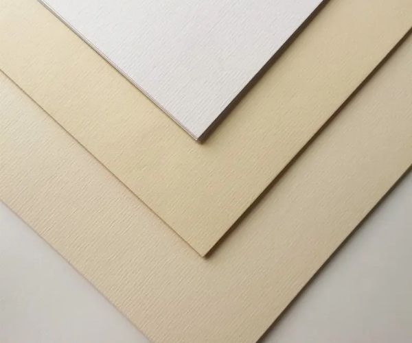 Đặc điểm và ứng dụng giấy Conqueror