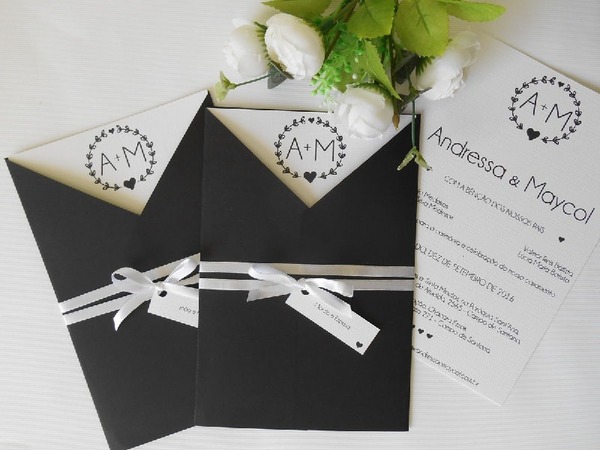 Giấy Couche là giải pháp in thiệp cưới đẹp, sáng bóng với chi phí tiết kiệm