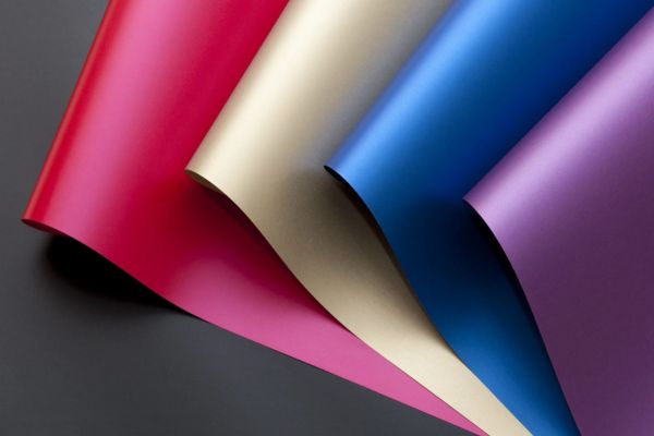 Giấy So Silk có bề mặt mịn màng và độ bóng nhẹ