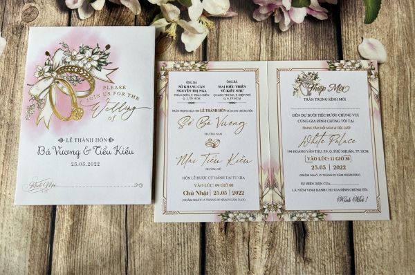 In offset với độ sắc nét, tinh tế, lý tưởng cho thiệp cưới đậm dấu ấn riêng